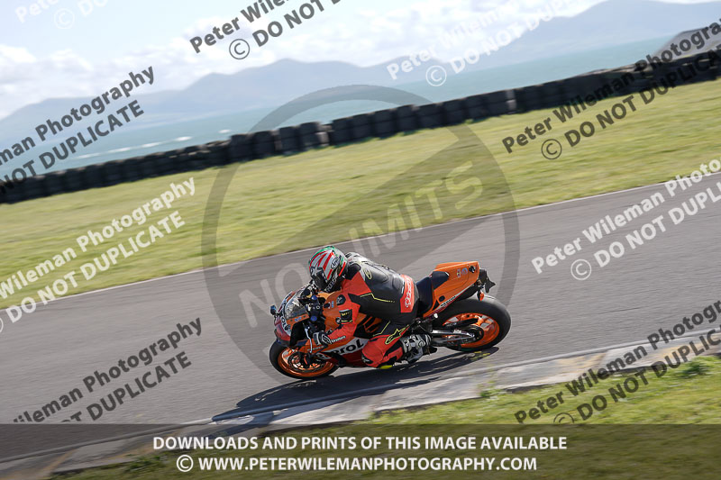 anglesey no limits trackday;anglesey photographs;anglesey trackday photographs;enduro digital images;event digital images;eventdigitalimages;no limits trackdays;peter wileman photography;racing digital images;trac mon;trackday digital images;trackday photos;ty croes